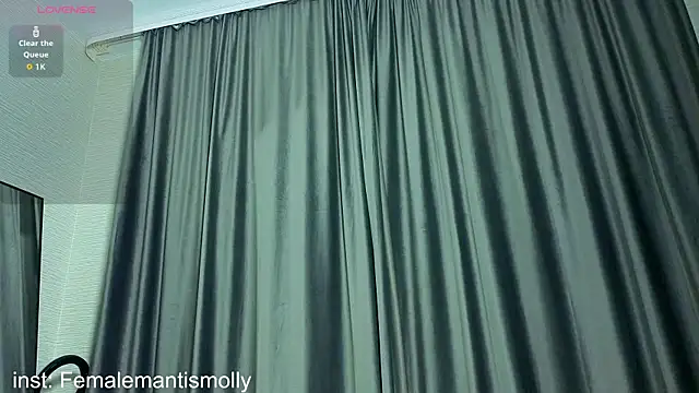 MissPompadure online show from 11.20.25