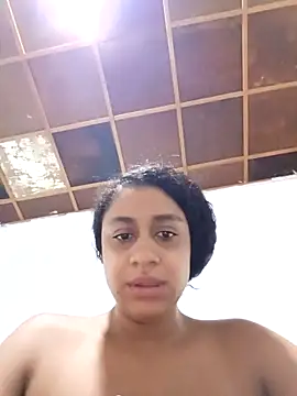 Snapshot of lacrespa24 chatting on 11.02.25 lacrespa24 online show from 11.02.25