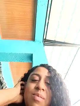 Snapshot of lacrespa24 chatting on 12.14.25 lacrespa24 online show from 12.14.25