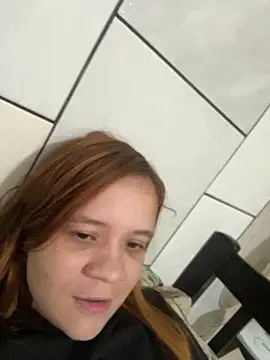 Snapshot of ruivinhadancer chatting on 10.29.25 ruivinhadancer online show from 10.29.25