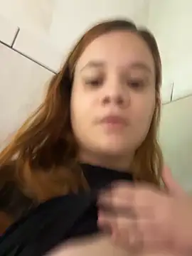 Snapshot of ruivinhadancer chatting on 12.03.25 ruivinhadancer online show from 12.03.25