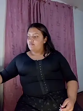 Snapshot of natt-bigass chatting on 12.18.25 natt-bigass online show from 12.18.25