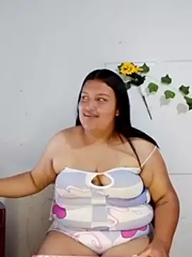 Snapshot of natt-bigass chatting on 01.14.26 natt-bigass online show from 01.14.26