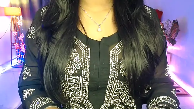 Rashiii  online show from 07.02.26