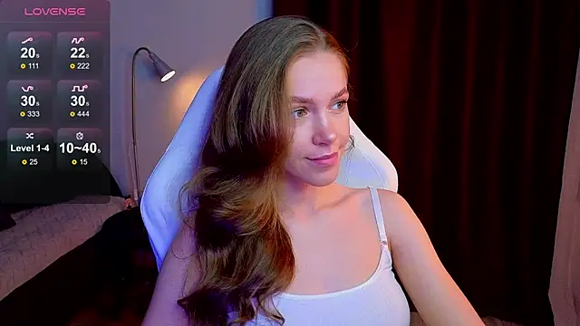 Snapshot of lecsika chatting on 11.19.25 lecsika online show from 11.19.25