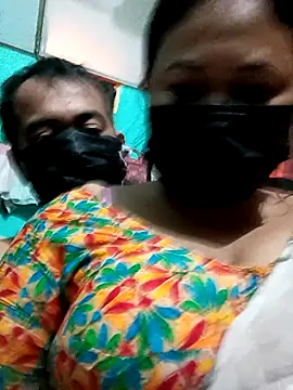 Snapshot of Cute-Vaanya chatting on 10.24.25 Cute-Vaanya online show from 10.24.25
