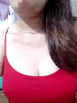 YiyinLy online show from 05.09.26