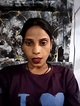 Snapshot of Nitya_hot chatting on 11.25.25 Nitya hot online show from 11.25.25