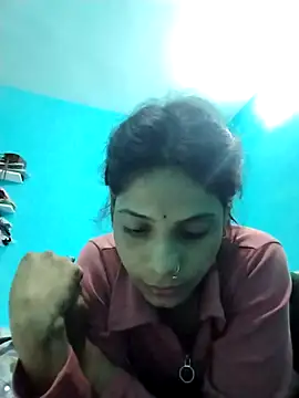 Snapshot of Nitya_hot chatting on 12.17.25 Nitya hot online show from 12.17.25