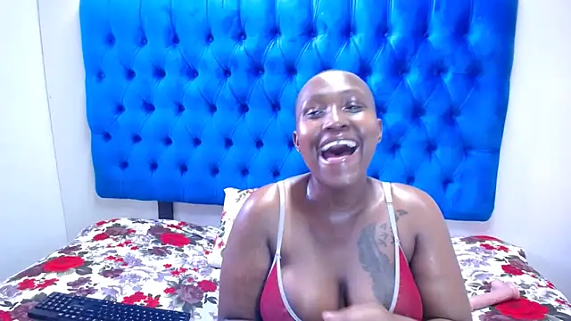 Amberdiamondmmm online show from 11.13.25