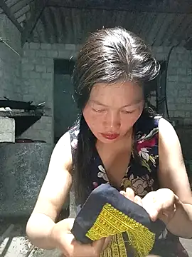 siusiu-00 online show from 10.19.25