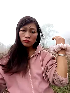 siusiu-00 online show from 02.20.26