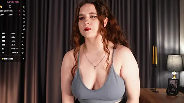 YuriFout online show from 10.25.25