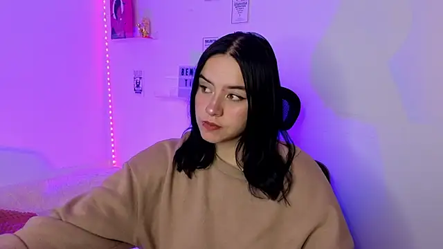 Emily Lindey online show from 03.18.26