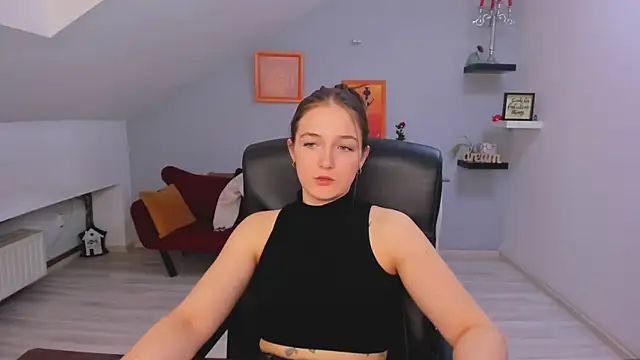 AnneWilsonn online show from 04.23.26
