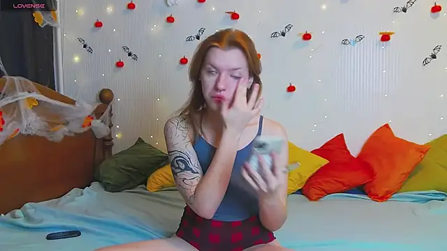 MeganNewCat online show from 11.01.25