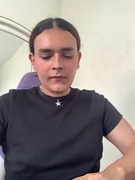 La-Gatiita-trans online show from 12.21.25