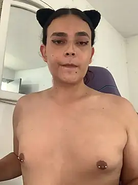 La-Gatiita-trans online show from 06.25.26