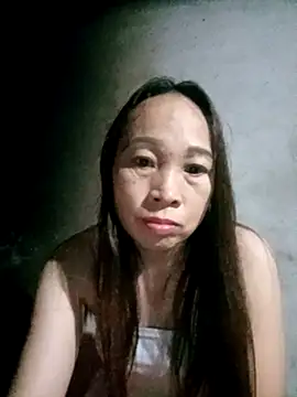 Snapshot of Manni_john chatting on 11.17.25 Manni john online show from 11.17.25