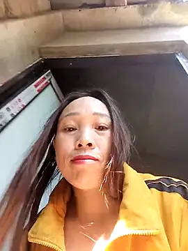 Snapshot of Manni_john chatting on 11.22.25 Manni john online show from 11.22.25