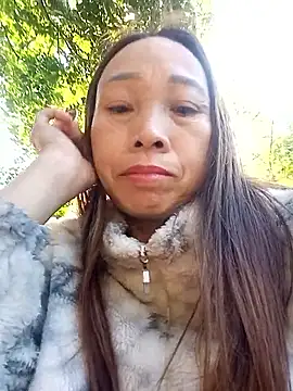 Snapshot of Manni_john chatting on 11.25.25 Manni john online show from 11.25.25