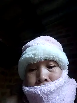 Snapshot of Manni_john chatting on 11.28.25 Manni john online show from 11.28.25