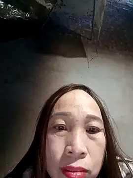 Snapshot of Manni_john chatting on 11.29.25 Manni john online show from 11.29.25