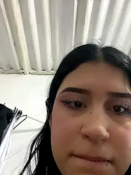 cristalxxx hott online show from 10.29.25