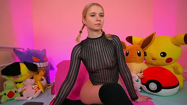 Snapshot of LillyOcean chatting on 02.13.26 LillyOcean online show from 02.13.26