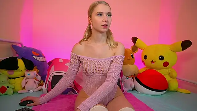 Snapshot of LillyOcean chatting on 02.16.26 LillyOcean online show from 02.16.26