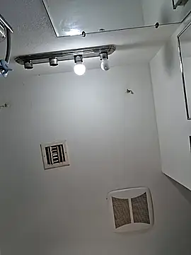 whateveruwanthowever online show from 10.28.25