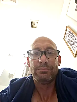 whateveruwanthowever online show from 11.24.25