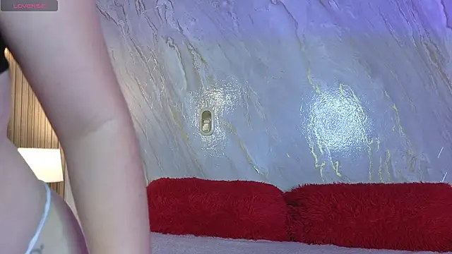 Snapshot of Lexie_Rossee chatting on 02.17.26 Lexie Rossee online show from 02.17.26