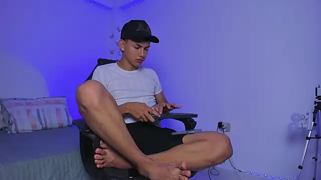 Axel Cody  online show from 11.05.25