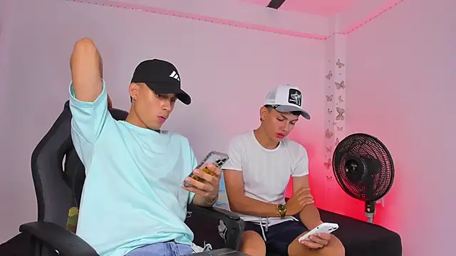 Axel Cody  online show from 11.17.25