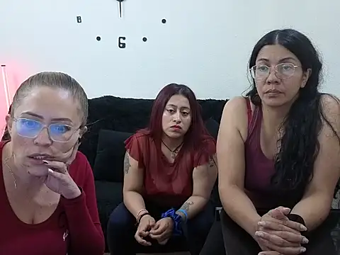 lesb milf online show from 05.08.26