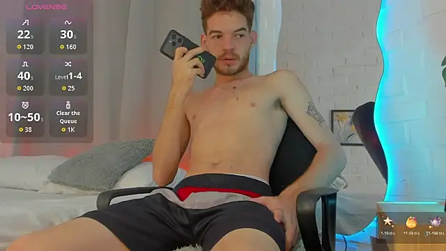 Snapshot of MATEO_HUNTER chatting on 02.01.26 MATEO HUNTER online show from 02.01.26