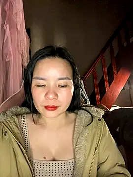 Snapshot of Listen-ly chatting on 11.20.25 Listen-ly online show from 11.20.25