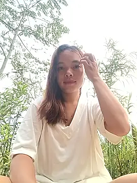 Nguyet2k4 online show from 04.22.26