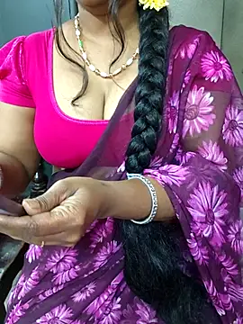 Snapshot of Nikitha_telugu chatting on 12.20.25 Nikitha telugu online show from 12.20.25