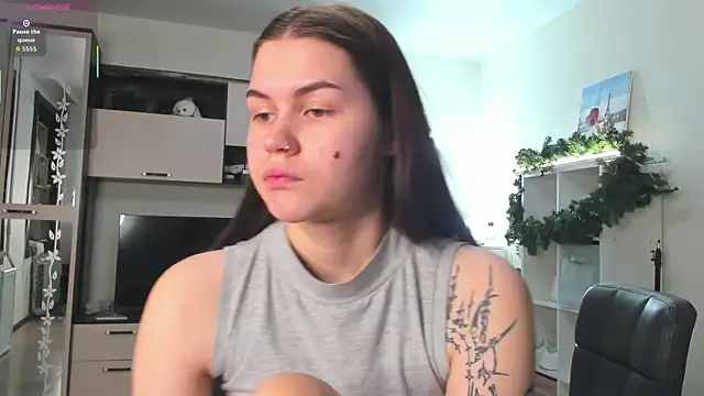 HeatherNextDoor online show from 01.14.26