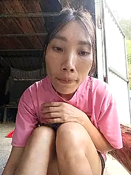 Snapshot of -Kem-01 chatting on 10.15.25 -Kem-01 online show from 10.15.25