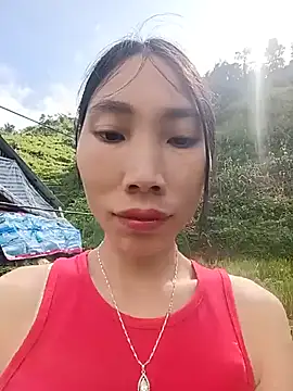 Snapshot of -Kem-01 chatting on 10.16.25 -Kem-01 online show from 10.16.25