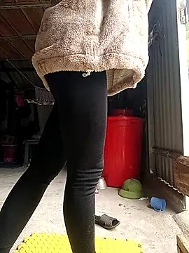 Snapshot of -Kem-01 chatting on 11.20.25 -Kem-01 online show from 11.20.25