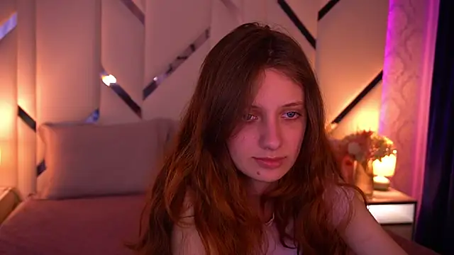 CuteeFoxy online show from 05.06.26