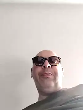 nicolaspgarnier online show from 03.07.26