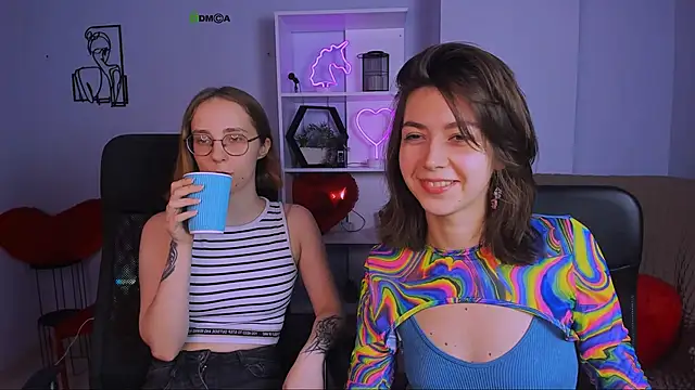 Snapshot of evalora_vei chatting on 11.12.25 evalora vei online show from 11.12.25