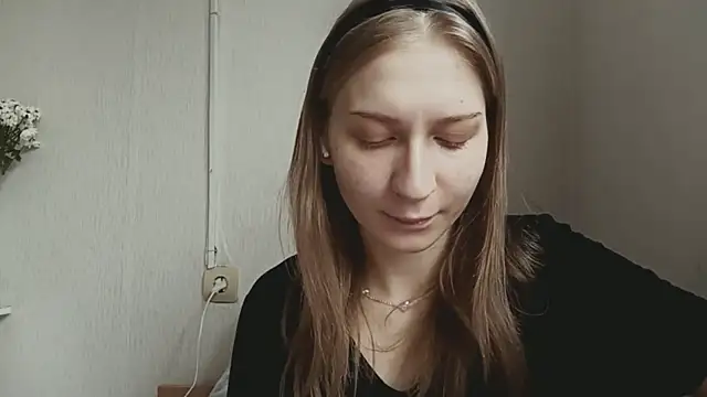 PetronilaReagen online show from 12.03.25