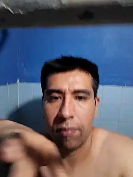 Snapshot of Dalez69MX chatting on 10.15.25 Dalez69MX online show from 10.15.25