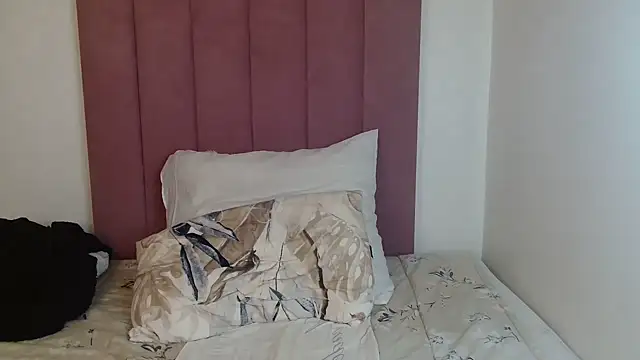 Bubbles156 online show from 11.17.25